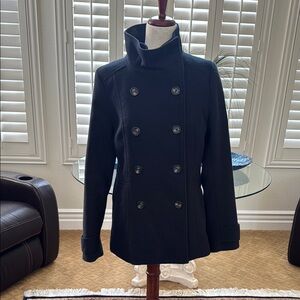 Elegant Black Double-Breasted Women's Coat